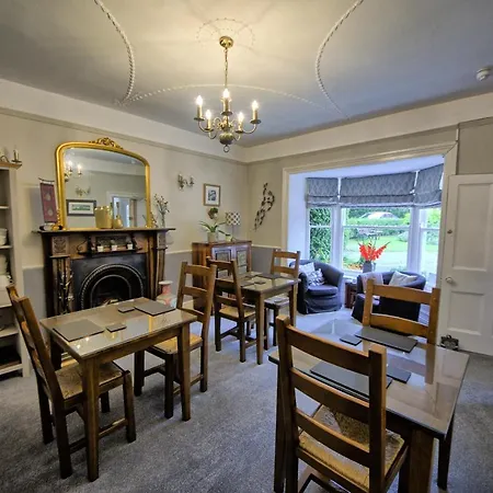Guest house West End 4*