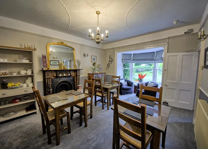 Guest house West End 4*