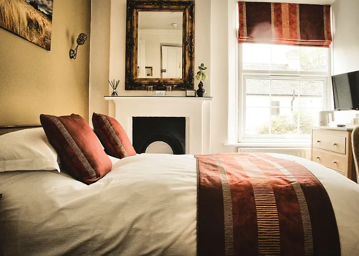 Guest house West End